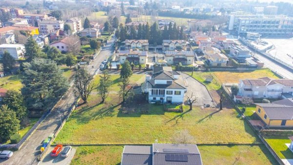 casa indipendente in vendita a Parma in zona Molinetto