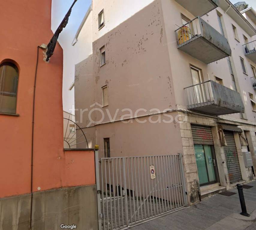 appartamento in vendita a Parma in zona Oltretorrente
