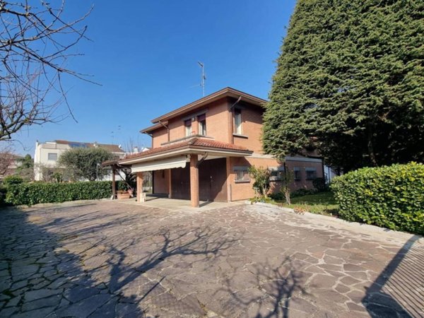 casa indipendente in vendita a Parma in zona San Prospero