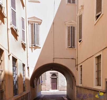 appartamento in vendita a Parma in zona Centro Storico