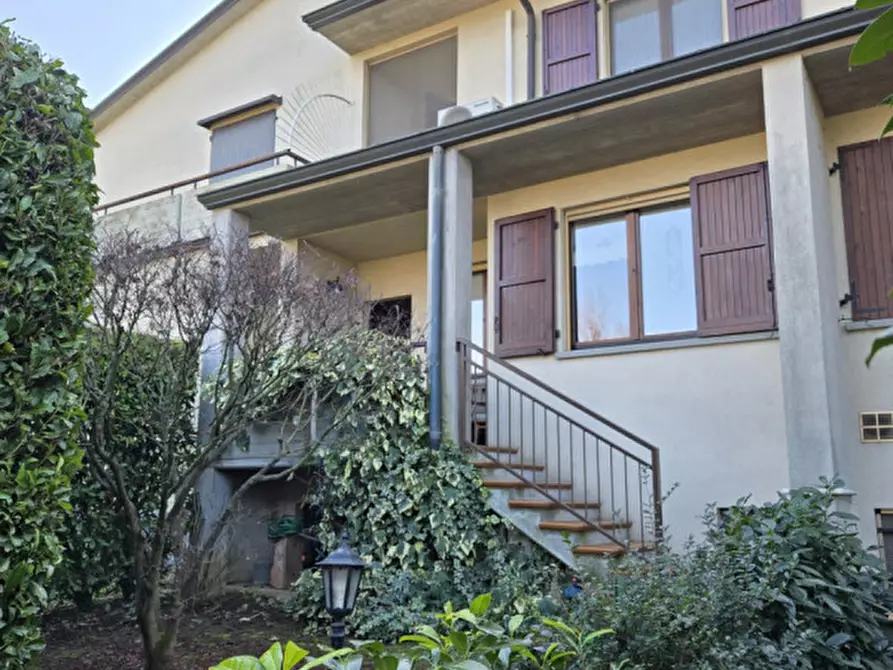 casa indipendente in vendita a Parma in zona Botteghino