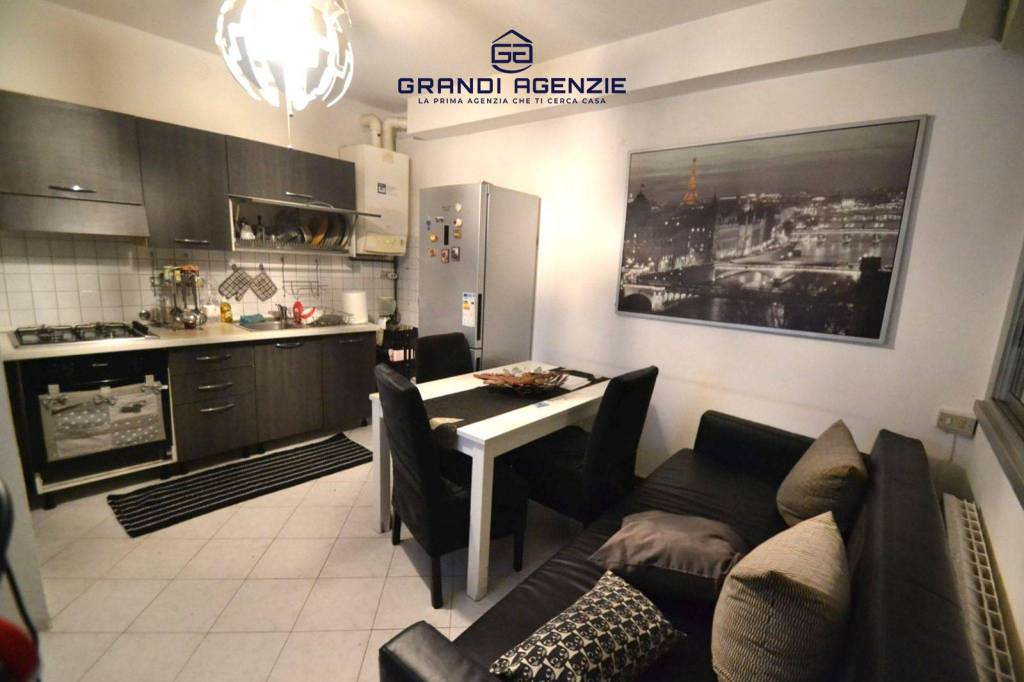 appartamento in vendita a Parma in zona Cittadella
