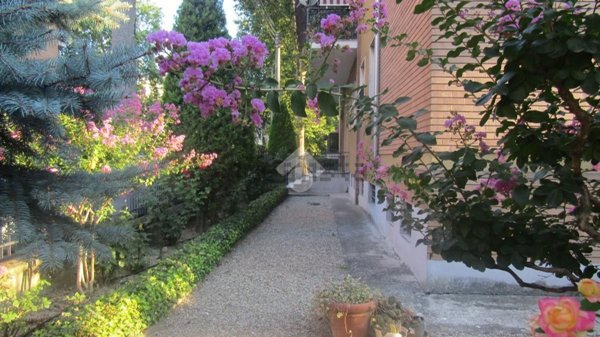 appartamento in vendita a Parma in zona San Leonardo