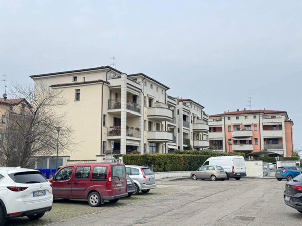 appartamento in vendita a Parma in zona Baganzola