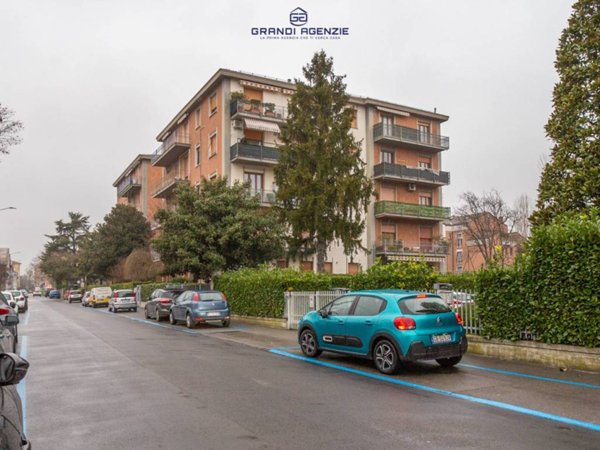 appartamento in vendita a Parma in zona San Leonardo