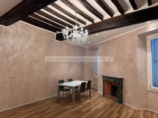 appartamento in vendita a Parma in zona Centro Storico