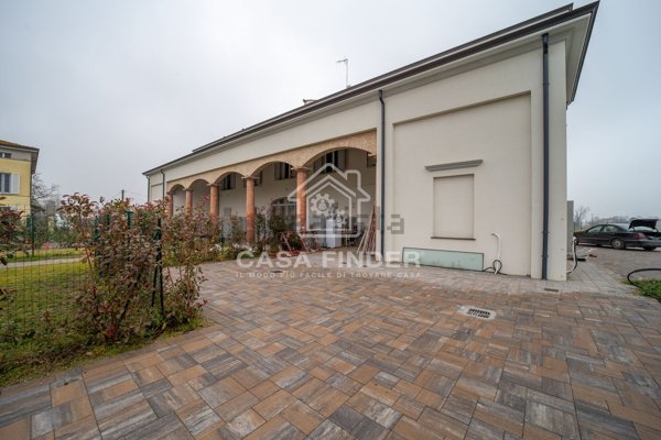 casa indipendente in vendita a Parma