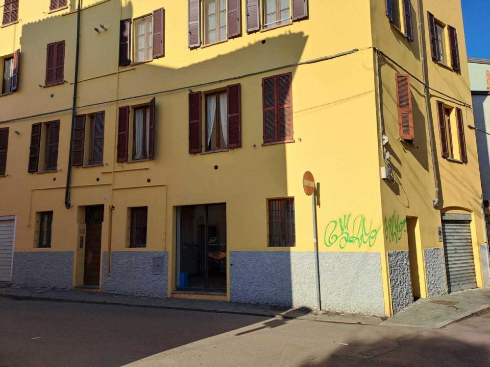 negozio in vendita a Parma in zona Centro Storico