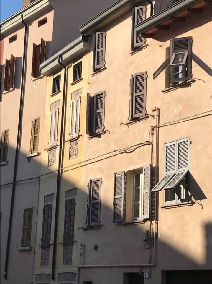appartamento in vendita a Parma in zona Oltretorrente