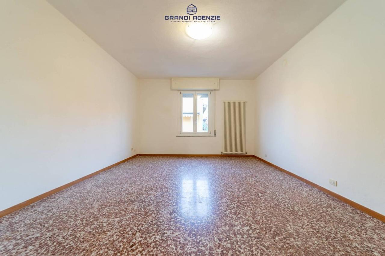 appartamento in vendita a Parma in zona Molinetto