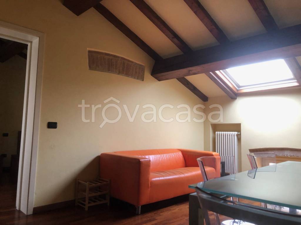 appartamento in vendita a Parma in zona Centro Storico