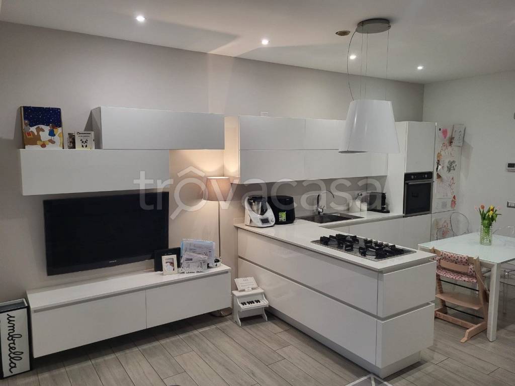 appartamento in vendita a Parma in zona Cittadella