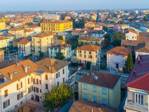 appartamento in vendita a Parma in zona San Leonardo
