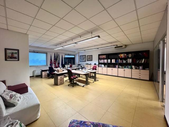 ufficio in vendita a Parma in zona San Prospero