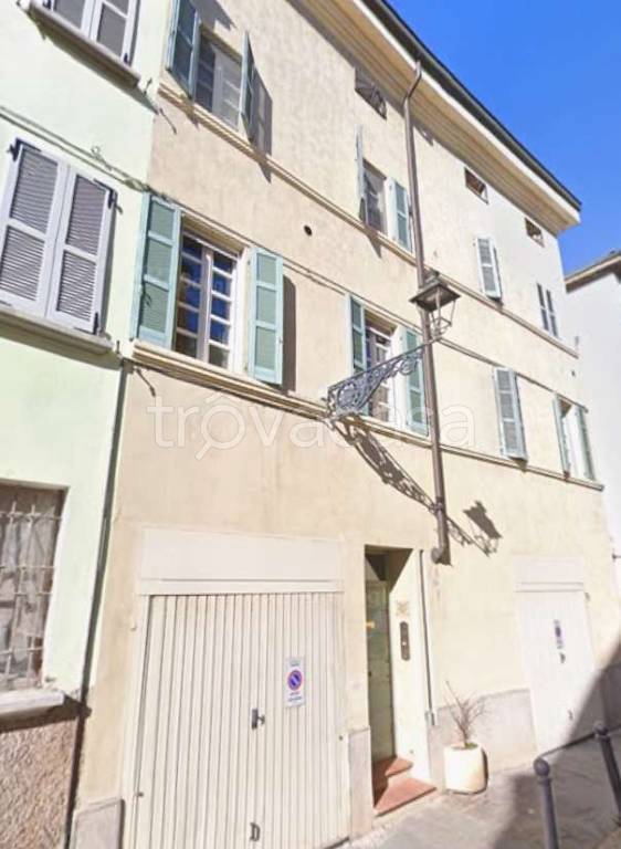 appartamento in vendita a Parma in zona Centro Storico