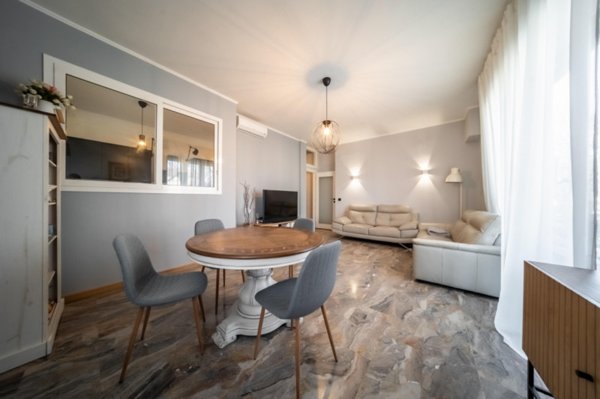 appartamento in vendita a Parma in zona Cittadella