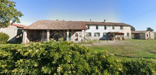 casa indipendente in vendita a Parma in zona Baganzola