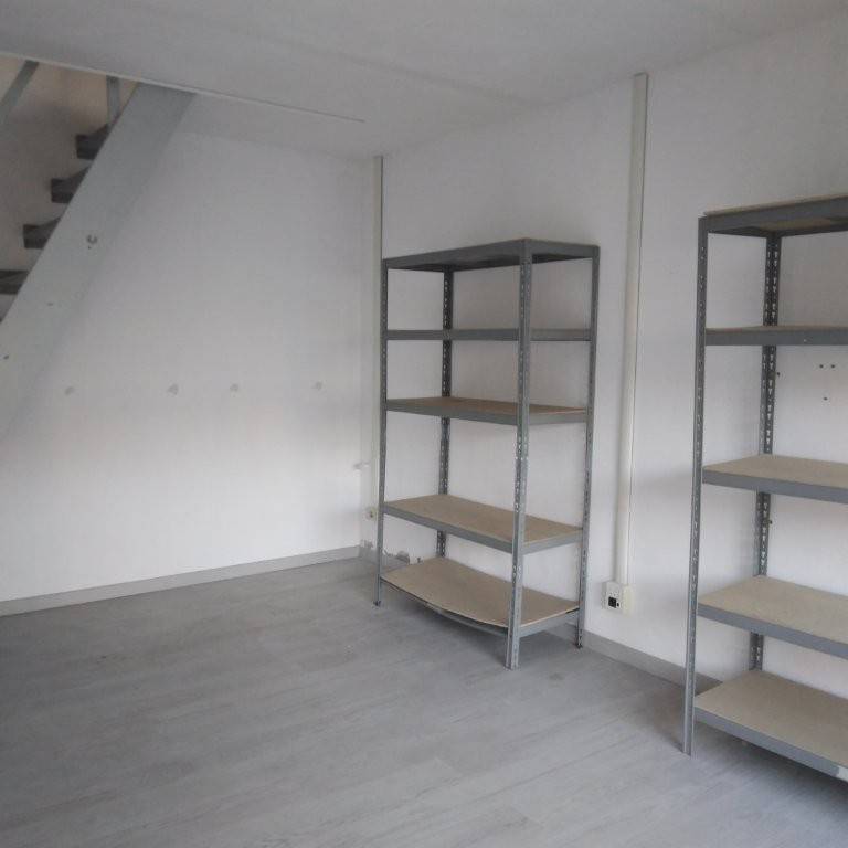 locale di sgombero in vendita a Parma in zona Pablo