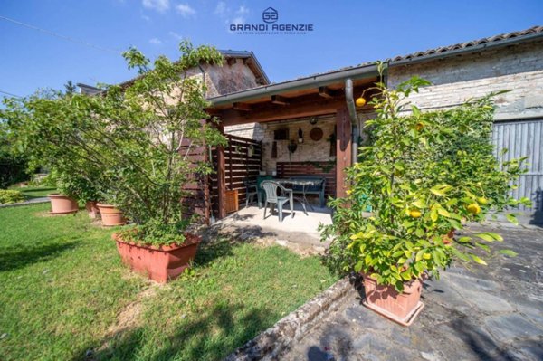 casa indipendente in vendita a Parma in zona Baganzola