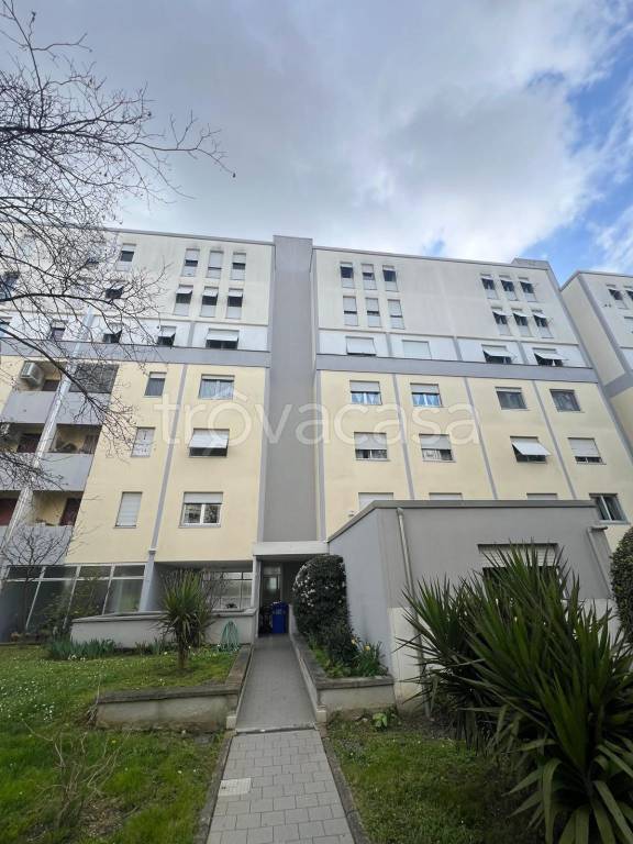 appartamento in vendita a Parma in zona Cittadella