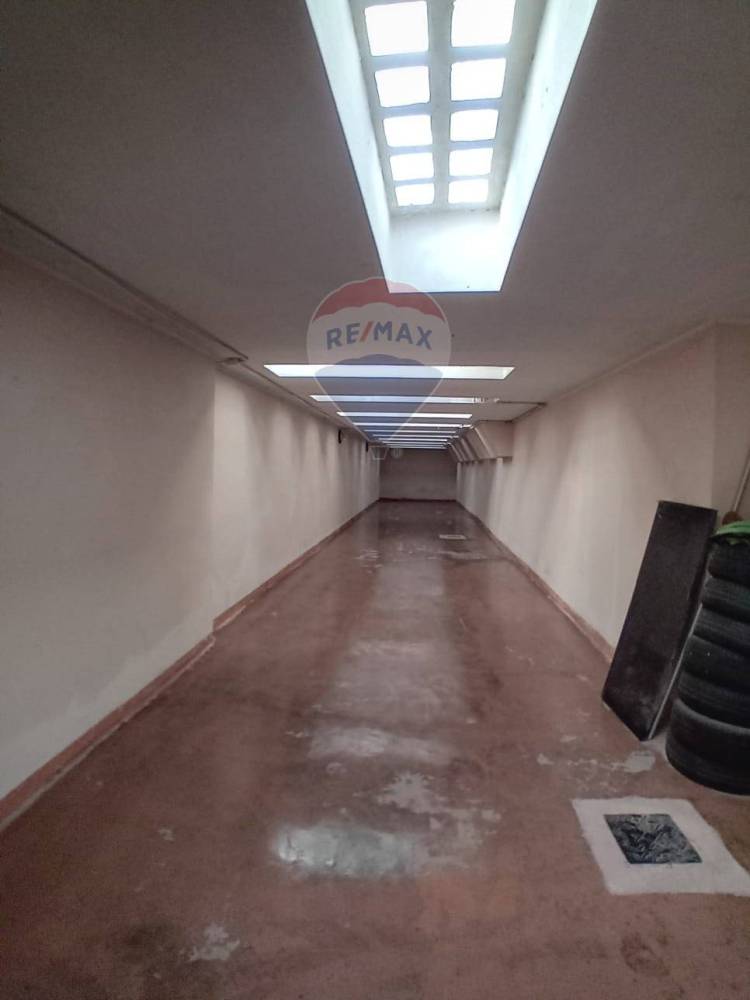 locale di sgombero in vendita a Parma in zona Montanara