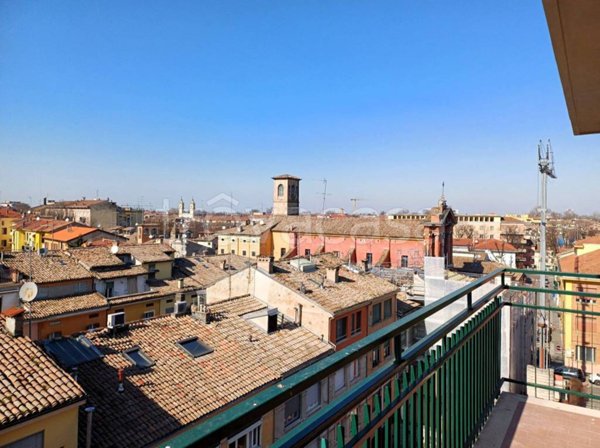 appartamento in vendita a Parma in zona Oltretorrente