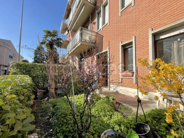 appartamento in vendita a Parma in zona San Lazzaro