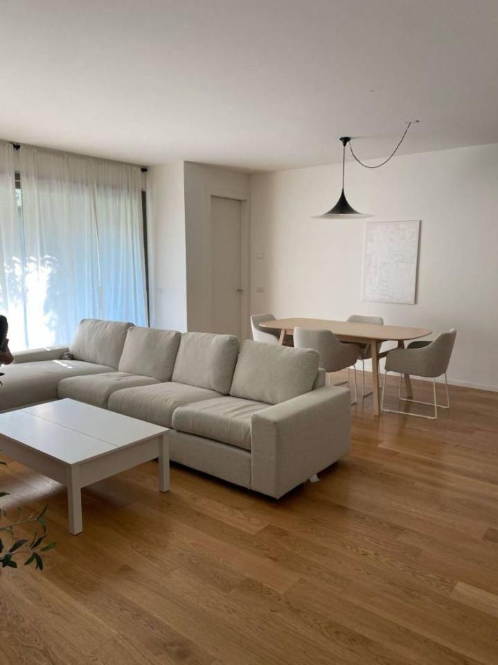 appartamento in vendita a Parma in zona Oltretorrente