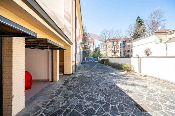 casa indipendente in vendita a Parma