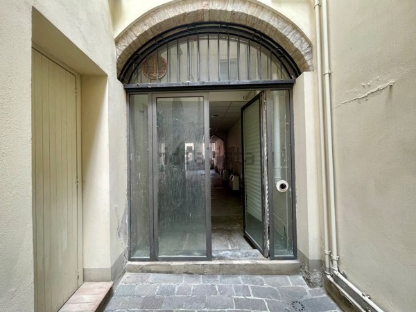 appartamento in vendita a Parma in zona Centro Storico