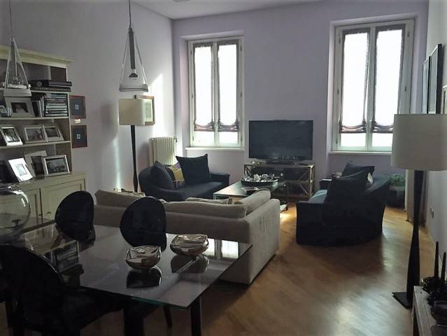 appartamento in vendita a Parma in zona Centro Storico