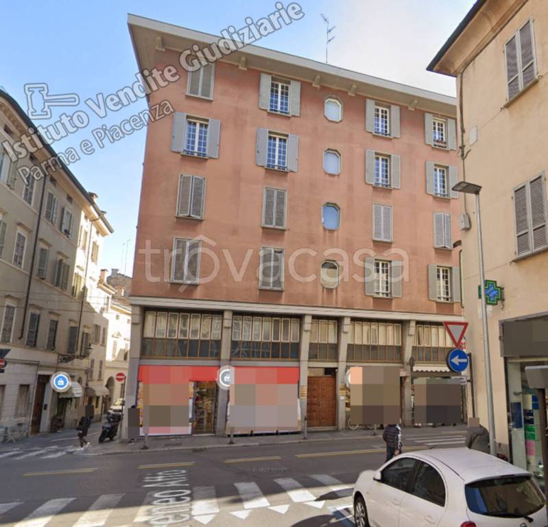 appartamento in vendita a Parma in zona Centro Storico