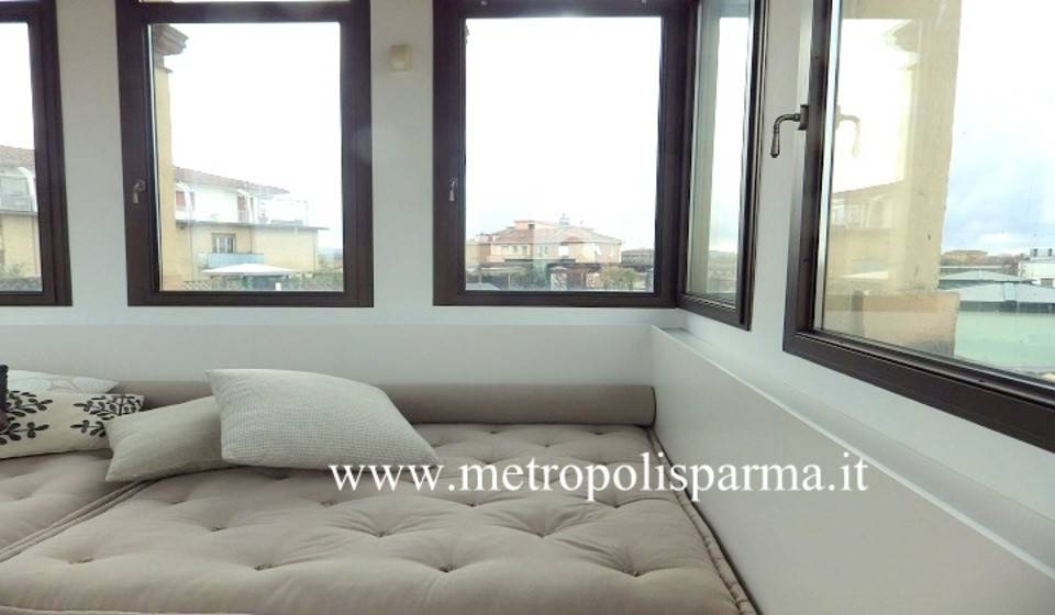 appartamento in vendita a Parma in zona Centro Storico