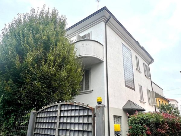 casa indipendente in vendita a Parma in zona Molinetto