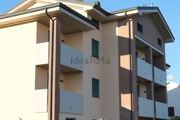 appartamento in vendita a Parma in zona Vicomero
