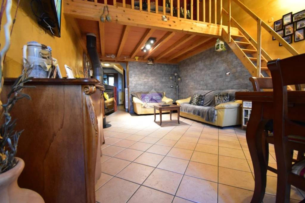 casa indipendente in vendita a Parma in zona Corcagnano