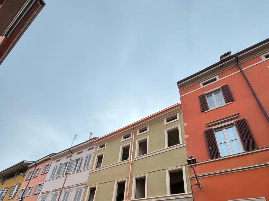 appartamento in vendita a Parma in zona Centro Storico