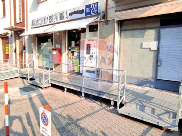 negozio in vendita a Parma in zona Molinetto