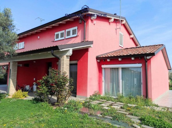 casa indipendente in vendita a Parma in zona Corcagnano