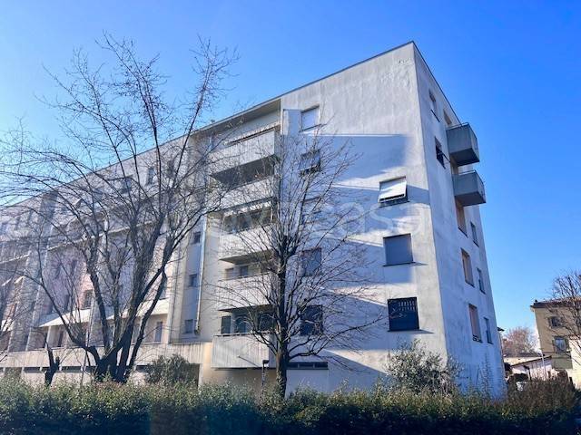 appartamento in vendita a Parma in zona Cittadella