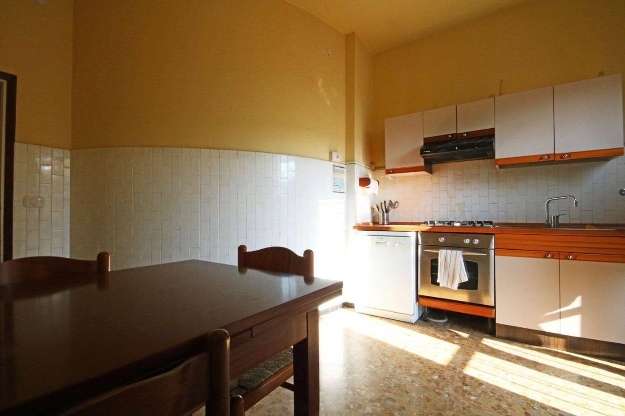 appartamento in vendita a Parma in zona Oltretorrente