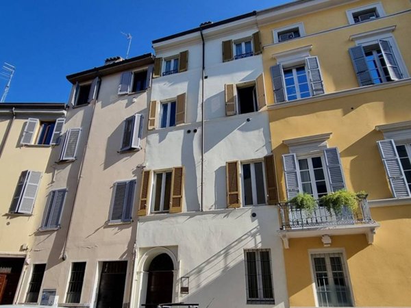 appartamento in vendita a Parma in zona Centro Storico