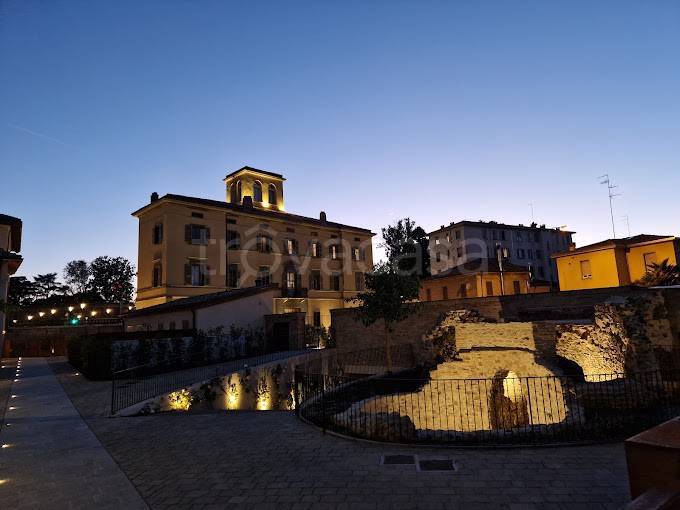 appartamento in vendita a Parma in zona Cittadella