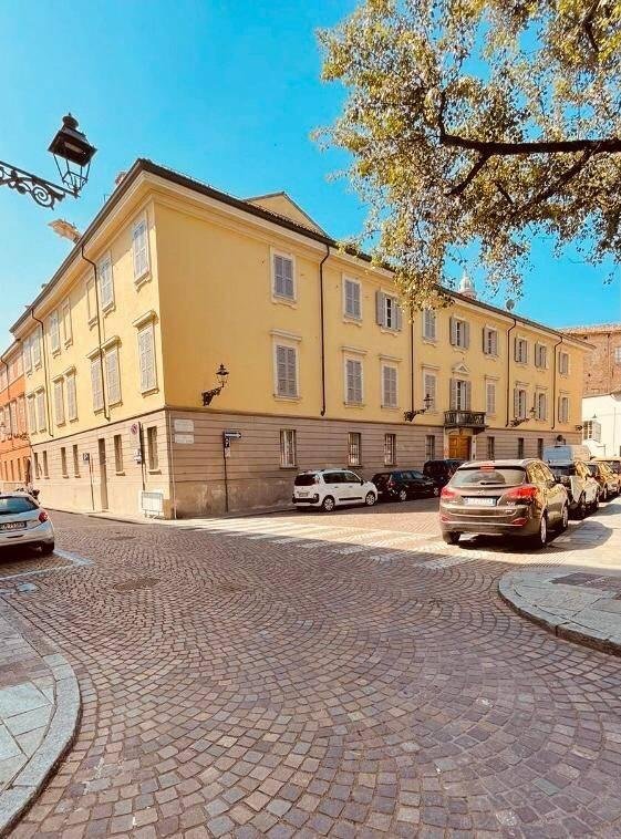 appartamento in vendita a Parma in zona Centro Storico