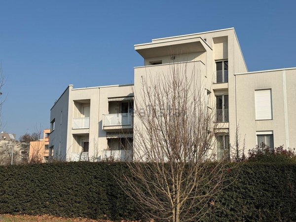 appartamento in vendita a Parma in zona Cittadella