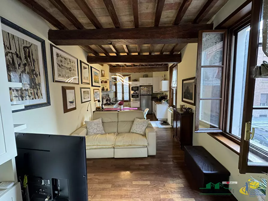 appartamento in vendita a Parma in zona Oltretorrente