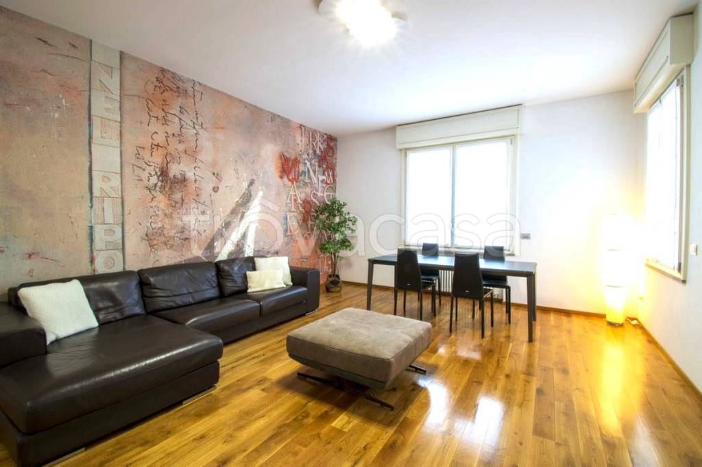 appartamento in vendita a Parma in zona Pablo