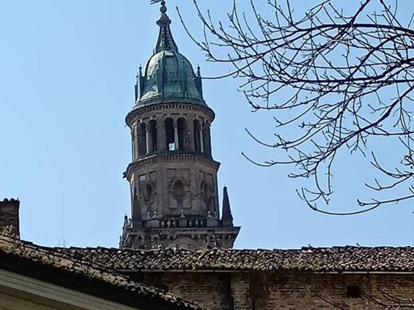 appartamento in vendita a Parma in zona Centro Storico