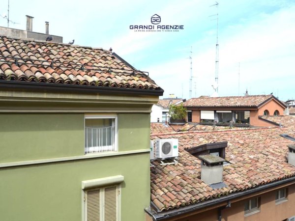 appartamento in vendita a Parma in zona Centro Storico
