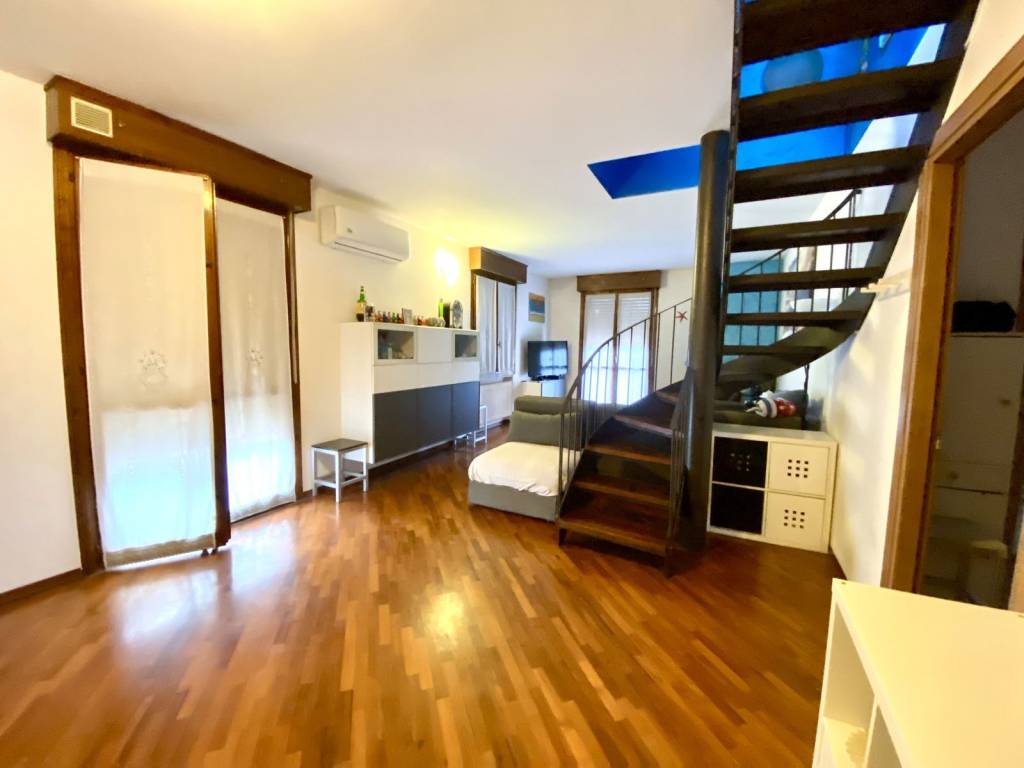appartamento in vendita a Parma in zona Montanara